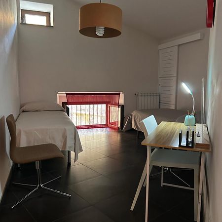 Elegante Appartamento Privato In Palazzo Storico Del XVIII - Pieno Centro Nicosia Extérieur photo