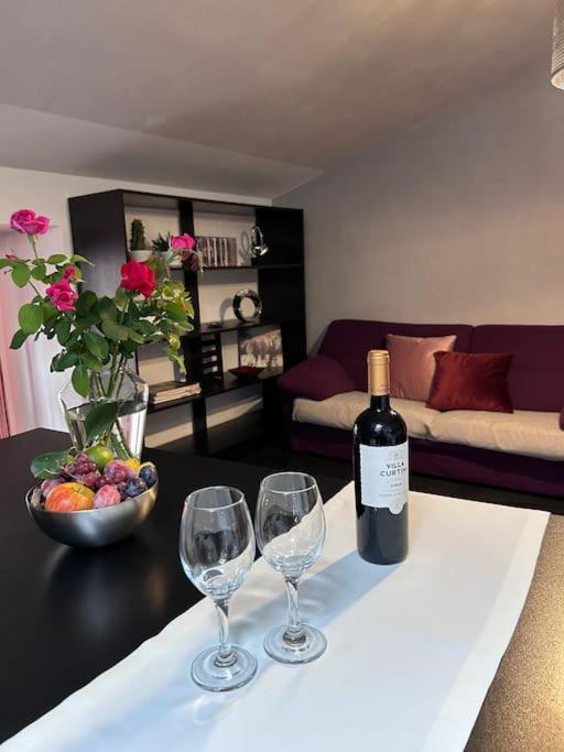 Elegante Appartamento Privato In Palazzo Storico Del XVIII - Pieno Centro Nicosia Extérieur photo